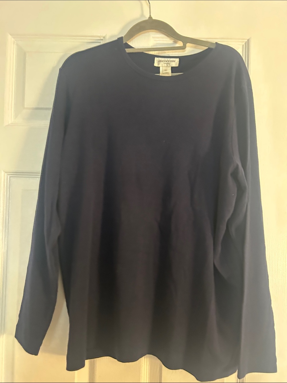 Jones New York Men's Long-Sleeve Navy Crewneck Tee